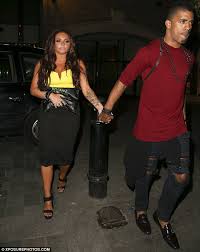 And jade thirlwall has shared the first snap of the band without the singer, 29, ahead of their appearance on the jonathan ross show on saturday night. Little Mix S Jesy Nelson And Jade Thirlwall Show Off Their Flesh For London Night Out Daily Mail Online
