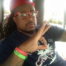 Danielle Kinnard (@dkinnard)