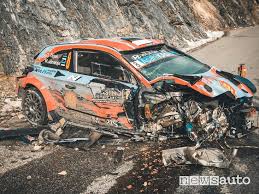 La prova speciale 10, la dikkebus 1 di 12,49 chilometri è stata sospesa a causa di un terribile incidente che ha visto protagonista l'equipaggio della toyota formato da takamoto katsuta e da keaton williams. Incidente Spettacolare Al Wrc Rally Di Montecarlo Hyundai Tanak A 185 Km H