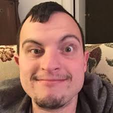 Owen Dowell (@Pizzscn)