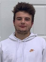 Scott Weinhold's Instagram, Twitter & Facebook