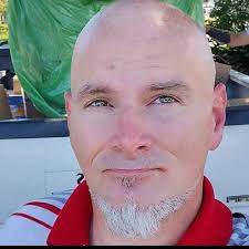 👤 Misty hat dir eine Freundschaftsanfrage geschickt. 📩 (9) neue  Nachrichten