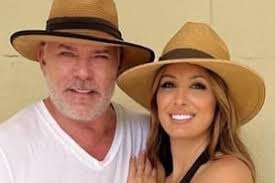 Un camión, un chimpancé y un protagonista que debió luchar siempre contra  el olvido