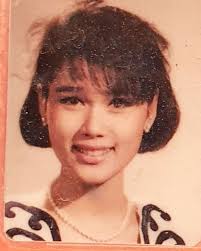 Nahalungkat ko lang sa baul! It never ceases to amaze me how this shy,  young woman became an outspoken public servant. Kaya mga mahal, if you feel  like you're stuck in life: