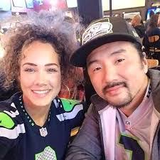 Lauren Budde's Instagram, Twitter & Facebook