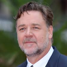 Review of Land of Bad movie with Russell Crowe and Hemsworth brothers