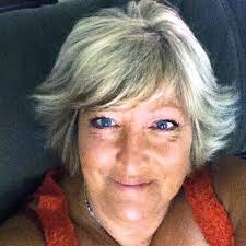 Darlene Berry's Instagram, Twitter & Facebook