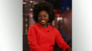 Фото №19 виола дэвис (viola davis) горячие фото. My Heart Just Burst Wide Open Viola Davis Honored By Fan Naming Her Daughter After The Actress Kicks 99 1