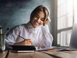 Sa lucrez cinstit, nu sa frec menta, insa doar 8 ore. Lucruri Pe Care Ar Trebui SÄƒ Le È™tii DacÄƒ Lucrezi In Weekend Sau In Zilele De SÄƒrbÄƒtori Legale