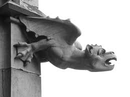 Résultat de recherche d'images pour "gargouilles noir et blanc"