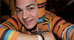 Many friends have PM'd me expressing a desire to help with mortuary and  burial expenses for Troy. We appreciate everyone's kindness towards Troy  and our family. ✨💚