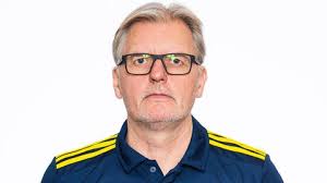 Slutar som ordförande för Fotbollförbundets domarkommitté.