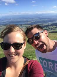 Melanie Baumgartner (@menibaumgartner)