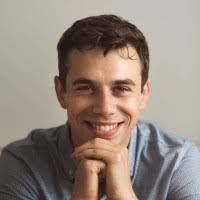 200+ Profile mit dem Suchbegriff „Strakhov“