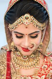 Bride At Jasmine Beauty Care Ahmedabad Makeup Richa Dave Hairstyle Prarthi Dave A Indian Bridal Hairstyles Indian Wedding Makeup Bridal Jewellery Indian