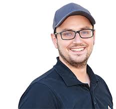 Trockenbauprofi Marcel May erschafft geschwungene Formen für Räume mit  Charakter