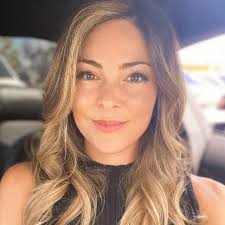 I was recently diagnosed with breast cancer and am trying to get the best  treatment I can. What doctors do you recommend and why? I am willing to  drive a bit if