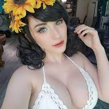 Pin On Jennifer Van Damsel