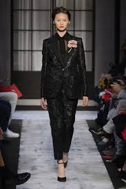 Bertrand Guyon Makes Schiaparelli Couture Debut Giyim