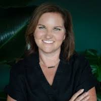 Angela Erdmann's Instagram, Twitter & Facebook