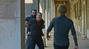 En ce moment, vous pouvez regarder plus belle la vie en streaming sur amazon prime video ou gratuit avec publicités sur france tv. Indiscretion Karim Tabasse Et Elsa Prise En Otage Extrait Plus Belle La Vie En Streaming France Tv