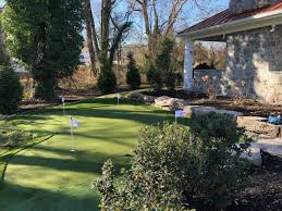 Install a backyard putting green with the xgrass players series putting green kits. 5 Reasons To Install An Artificial Grass Backyard Putting Green Synlawn Chesapeake Bay