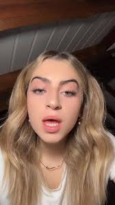 Hast du heute auch einen dieser Tage? 🫠 @stella.frey hat da was gegen  graue Vibes