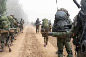 Dos meses de guerra en Gaza, los enfrentamientos entre Hezbollah e Israel se intensifican en el sur del Líbano