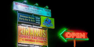 County of sign howard county location of sign: 32 Roadside Attractions You Need To Experience While Traveling Route 66