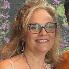 Joanne Simonelli's Instagram, Twitter & Facebook