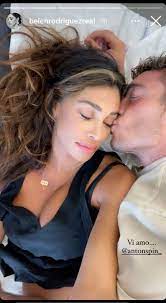 Rodriguez, infatti, è tornata a essere attiva sui social e per rispondere alle voci legate al fatto che avesse già partorito, ha. Aszk5fvycbzbbm