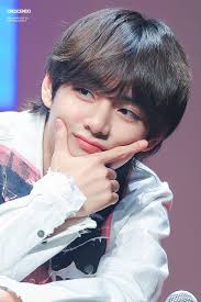 Lyrische zitate · bts gruppe · süße tiere · jimin · v taehyung · bts bangtan junge · bts jungkook. 180602 Hd Pictures Bts At Soundwave Fansign Kim Taehyung Taehyung Bts Taehyung