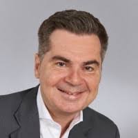 Peter Garlock's Instagram, Twitter & Facebook