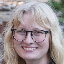 Aimee Johnston's Instagram, Twitter & Facebook