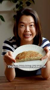 I've made these Vegan Rou Jia Mo (Chinese Hamburgers) at least 3 times  now🤩. The star of this dish is definitely the juicy and scrumptious  filling made from @omnifoods.global OmniPork Strips! These