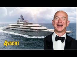 Jeff bezos buys the world's largest charter superyacht ? Jeff Bezos Buys A 400 Million Dollar Superyacht Named Flying Fox Youtube Super Yachts Yacht World Jeff Bezos