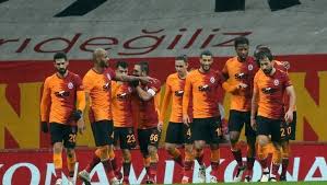 Galatasaray'ın şampiyonlar ligi eleme maçlarında hollanda ekibi psv'ye konuk olduğu maçın yayınının sürekli olarak donması kullanıcıları çileden çıkardı. Psv Galatasaray Maci Ne Zaman Saat Kacta Hangi Kanalda Yayinlanacak Sampiyonlar Ligi Psv Gs Maci Hangi