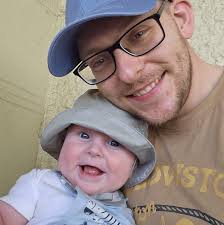 First person to guess all the keys (make & model) gets a silver coin & a 15  min 1 to 1 call with me. Go… (Also check out in the comments a