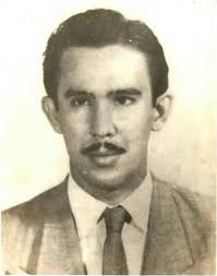 Armando Cristóbal García Aspuru. Nació en Florida, Camagüey, el 10 de julio  de 1926. Se traslada a Santiago de Cuba con 5 años junto a su madre. La  situación económica le impide