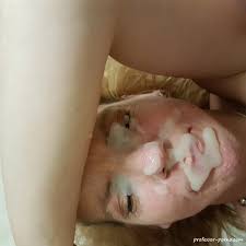 Meine Frau mit Sperma Make up ! - Porno Bilder