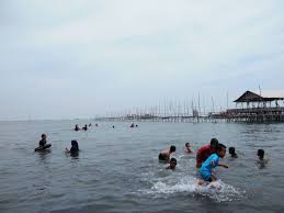 Destinasi wisata alam pantai berikutnya di batang yaitu pantai sigandu batang. Pantai Tanjung Kait Tangerang Tiket Masuk September 2021 Cerita Asal Usul Mula Tempatwisata Id
