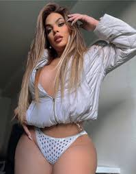 Top Diamonds xxx on X: Instagram vs Twitter t.col3oRWcSbfZ Rt 🔁  t.co0d8Hu1Zf6z  X