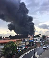 The accident, which occurred on. Breaking News Fuel Tanker Explodes On Otedola Bridge In Berger Lagos Photos Video