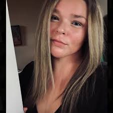 Which song is better, The Smallest Man Who Ever Lived or Chloe or Sam or  Sophia or Marcus?