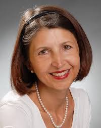 Bernadette Sattler's Instagram, Twitter & Facebook