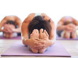 Browse our illustrated yoga pose library, with a collection of seated and standing poses, beginner poses, advanced poses and twists. 6 Yoga Poses For Your Period To Help Relieve Cramps