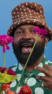 Maurice Bloom's Instagram, Twitter & Facebook