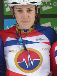 Beth Crumpton's Instagram, Twitter & Facebook