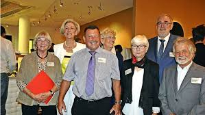 See 489 traveler reviews, 225 candid photos, and great deals for holiday inn stuttgart, ranked #23 of 157 hotels in stuttgart and rated 4 of 5 at tripadvisor. Stuttgart Weilimdorf Ehrenmunzen Und Ehrennadeln Verliehen Weilimdorf Stuttgarter Zeitung