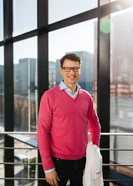 Max patří mezi nejoblíbenější online lékárny v česku. Dr Max Lohning Charite Sven Doring Fotograf